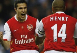 华体会官方-CBA赛场的中国少年燃爆全场，中国男篮少年队