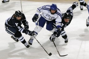 华体会真体育娱乐-上海申花未能延续主场好状态，1-3输给柔佛新山，上海申花动态